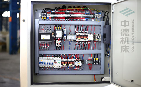 ZDS-832采用正品電氣元件，穩(wěn)定耐用壽命長.jpg